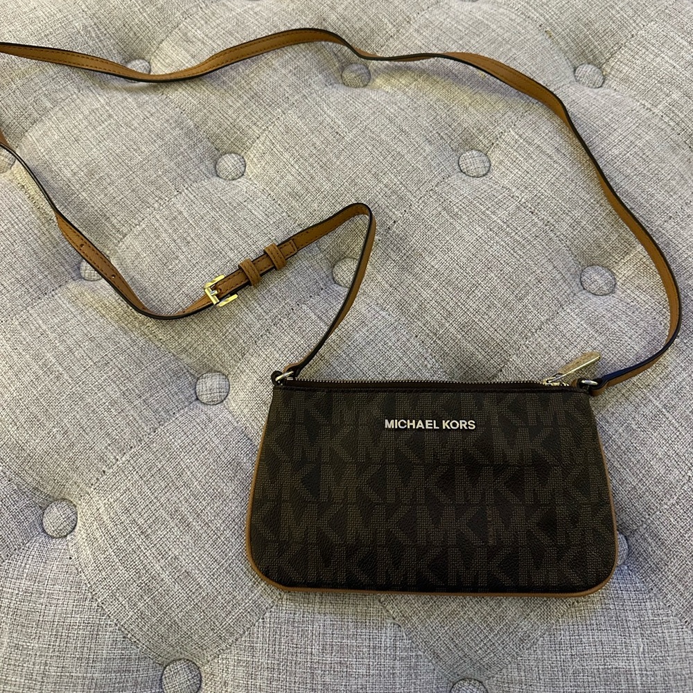 Michael Kors Crossbody